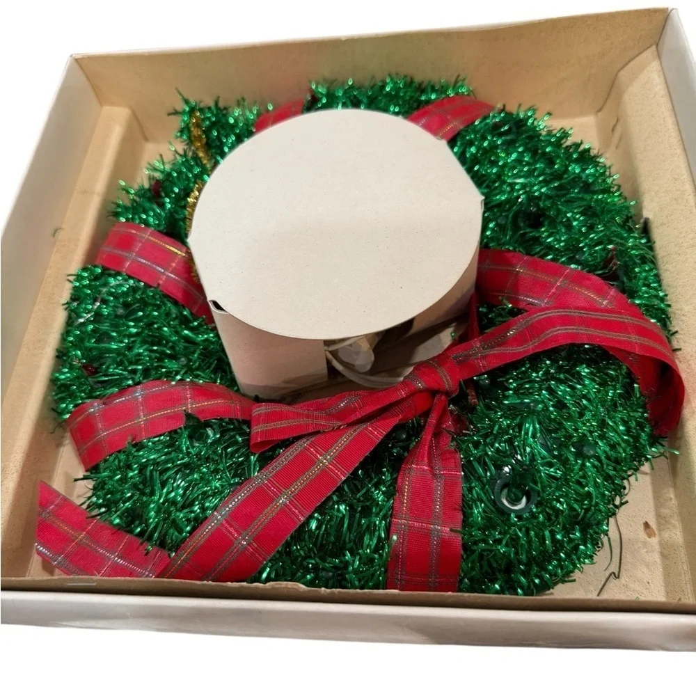 GE Festive Lighted Wreath - Green and Red 12 lights VTG As Is Original Box